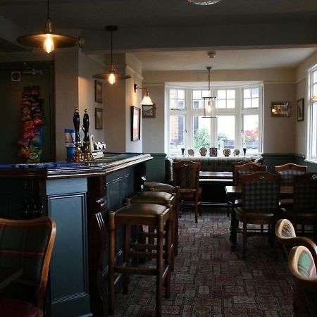 The Rifle Volunteer Bed and Breakfast Ware Exteriör bild